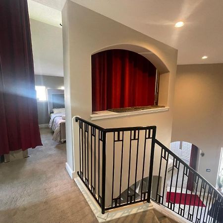 Wanderlust Villa Near Galleria Mall 休斯敦 外观 照片